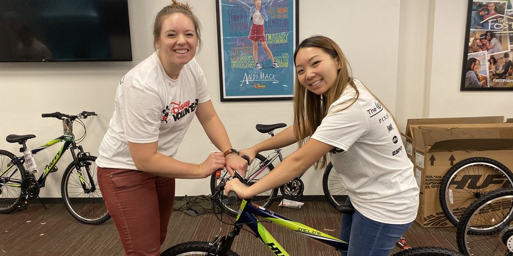 Disney VoluntEARS with bikes