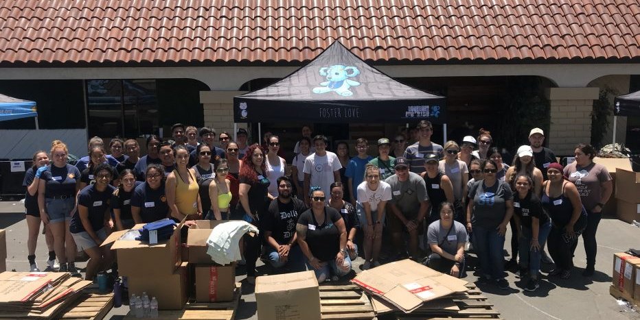 corporate volunteer programs