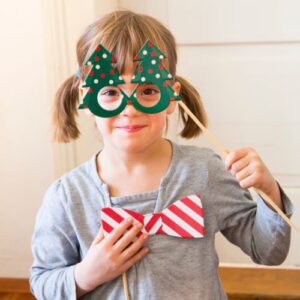 Girl with Christmas photo props