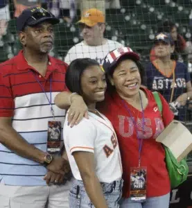 Simone and her parents